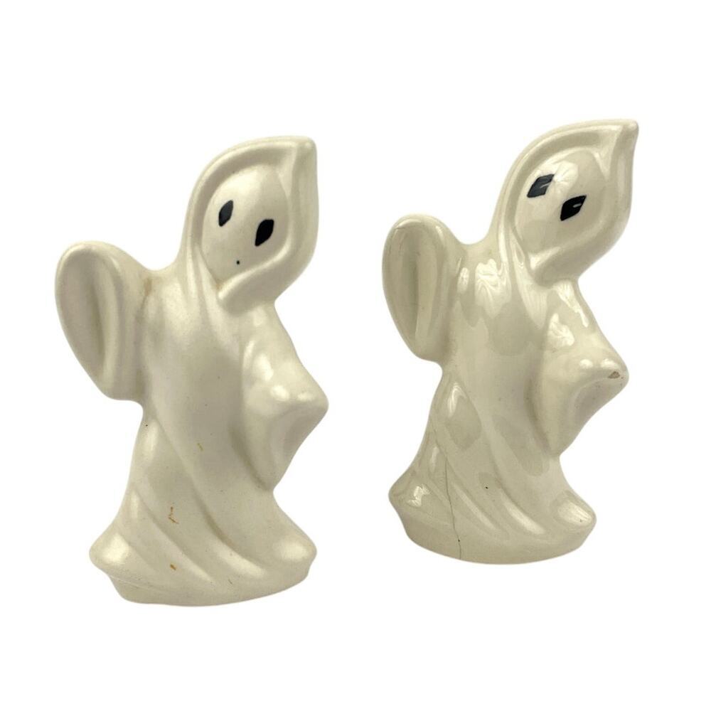 VTG Set Of 2 Halloween Ceramic Spooky White Ghost Figurines 1980s 4.75" Tall